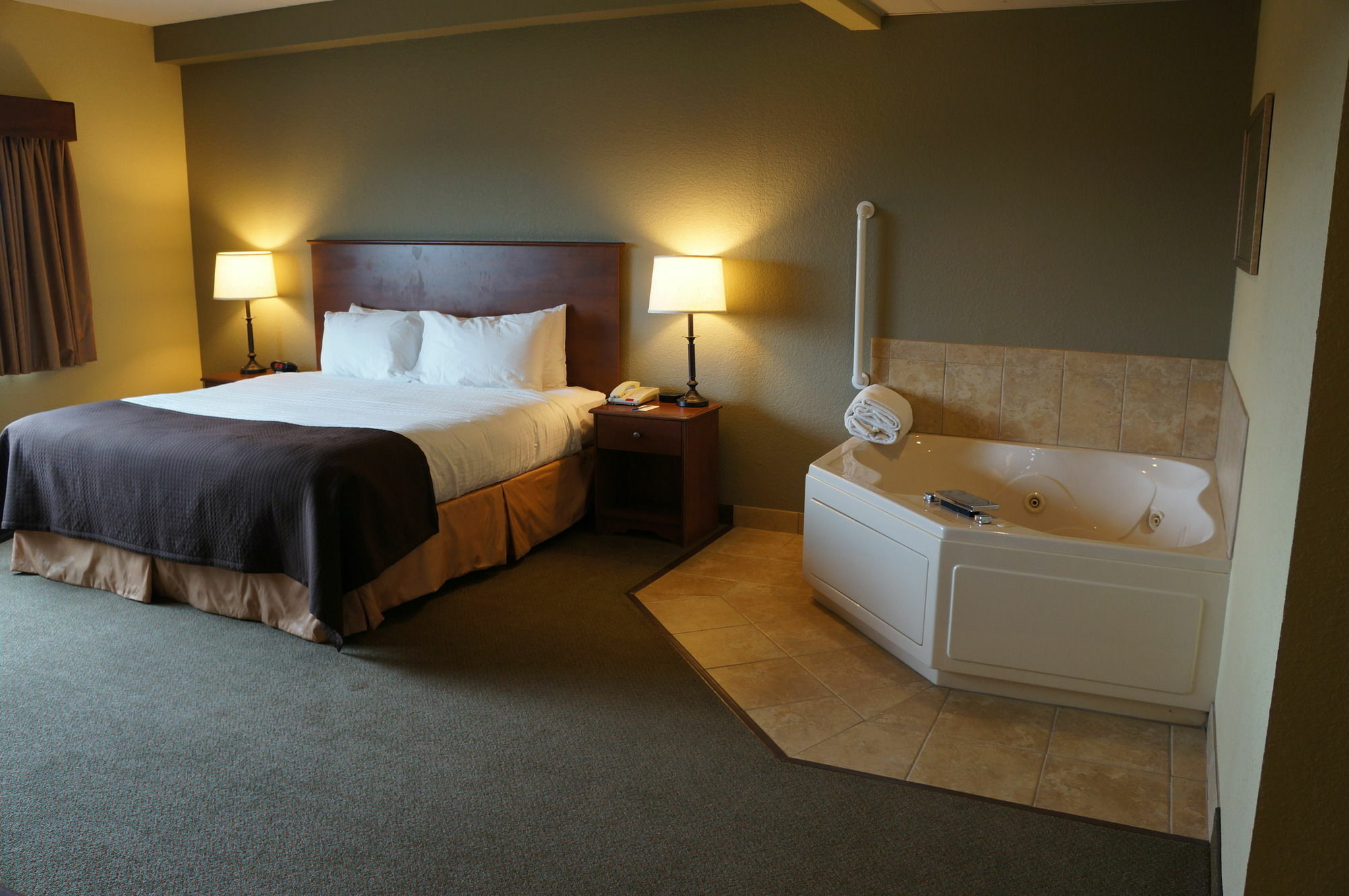 Americinn By Wyndham ניוטון מראה חיצוני תמונה